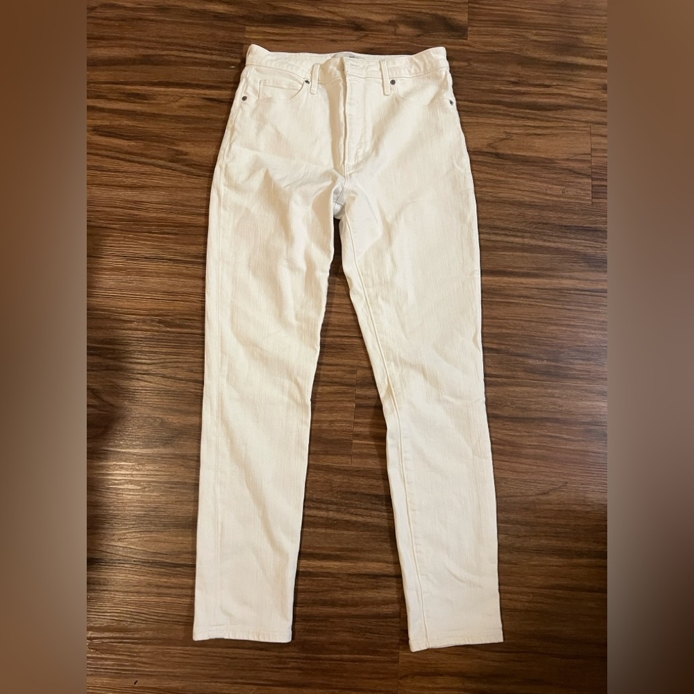 Abercrombie & Fitch High Rise Super Skinny Jean- Size 6R/28